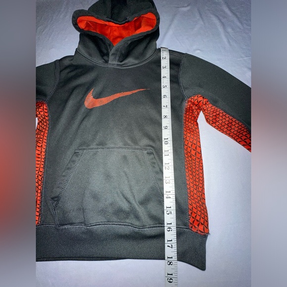 Nike Kids Boys Therma Fit Pullover Hoodie Big Logo Grey Orange Size 6 - Picture 4 of 8